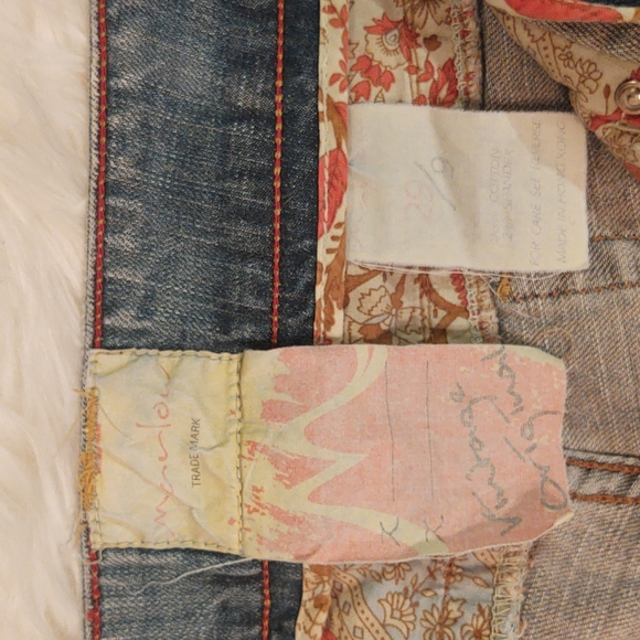 Marlow | Vintage Embroidered Jeans - Picture 2 of 6
